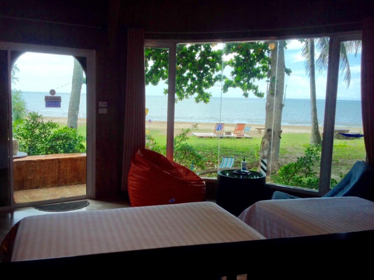 Hotel Ban Tawansongfa Lang Suan Exterior foto
