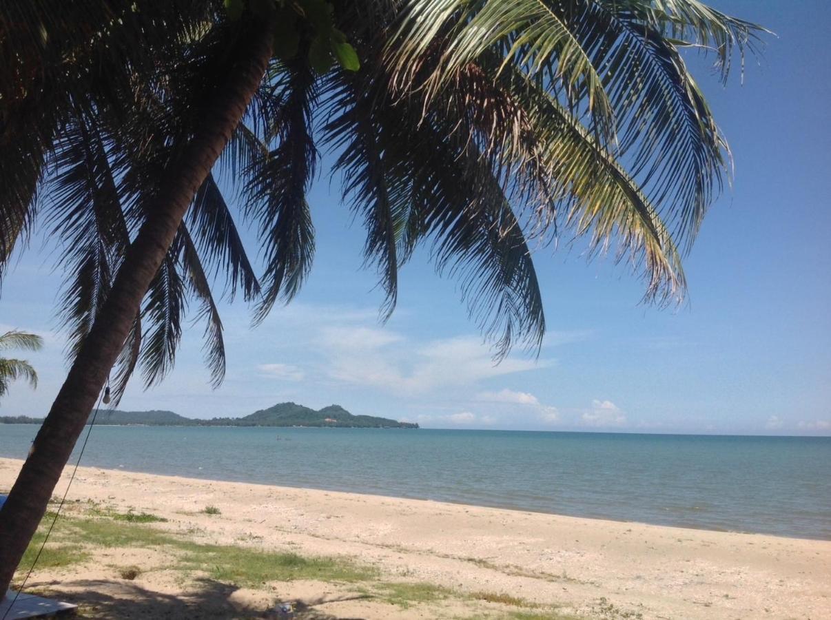Hotel Ban Tawansongfa Lang Suan Exterior foto
